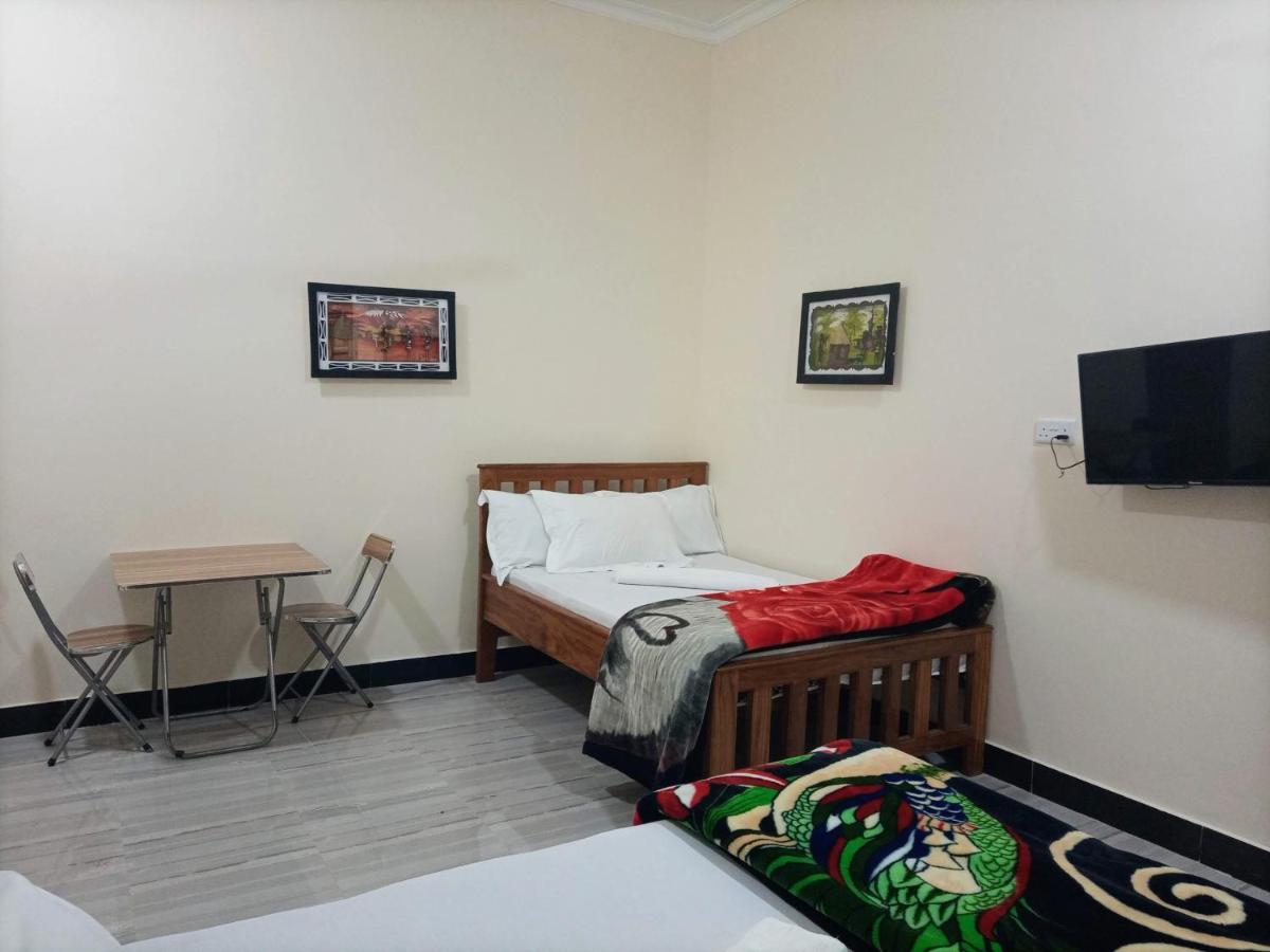 Chibuba Airport Accommodation Dár Al-Szalám Kültér fotó
