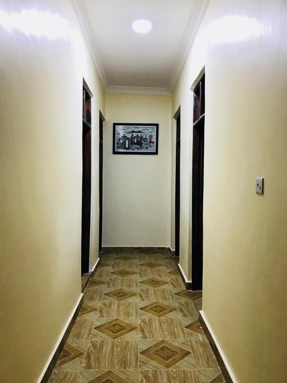 Chibuba Airport Accommodation Dár Al-Szalám Kültér fotó